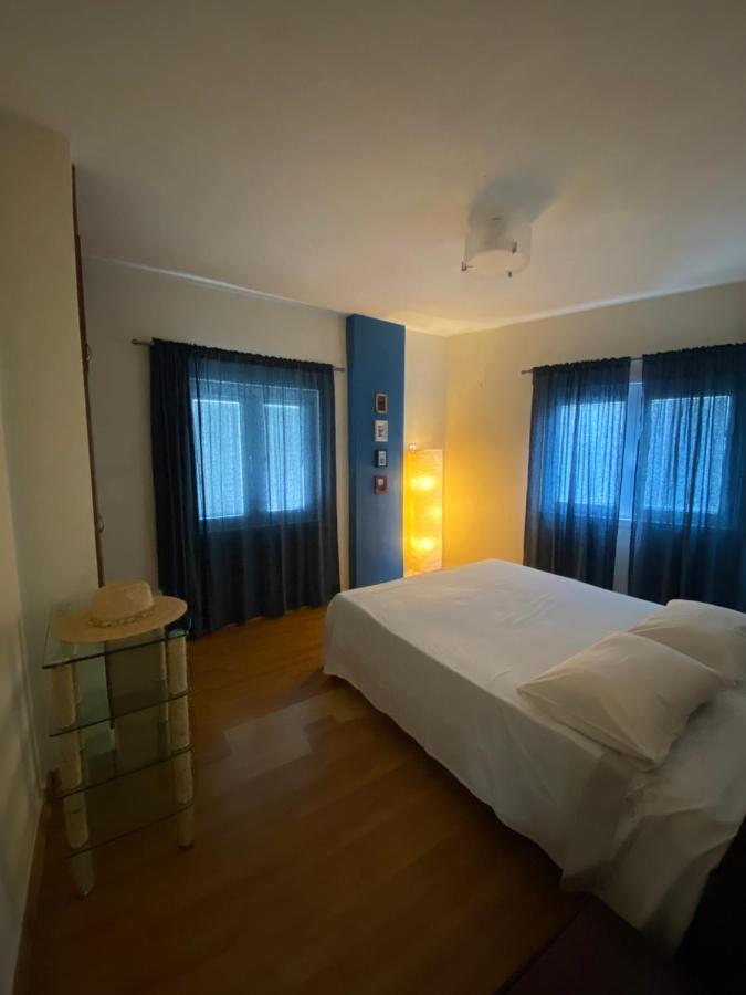 Lovely , Cozy , Modern Seaside Apartment Larnaca Exterior photo